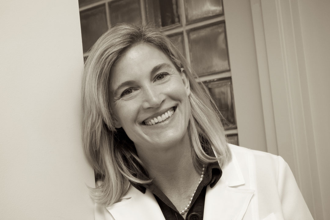 Photo of Dr. Laura Silk, MD FACOG